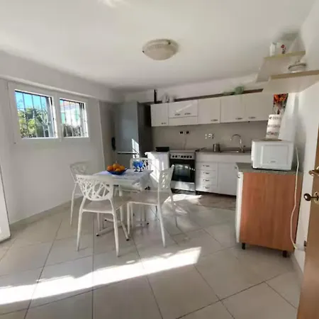 Casa Lilly - Giardino E Parcheggio A Due Passi Dal Mare Apartamento Diano Marina